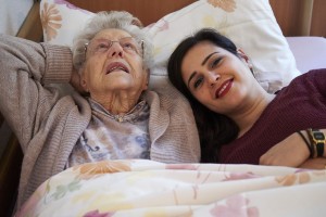 Foto - Zeit zum Unterhalten in der Alzheimer-WG -WDR 2016